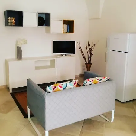 Apartman White House